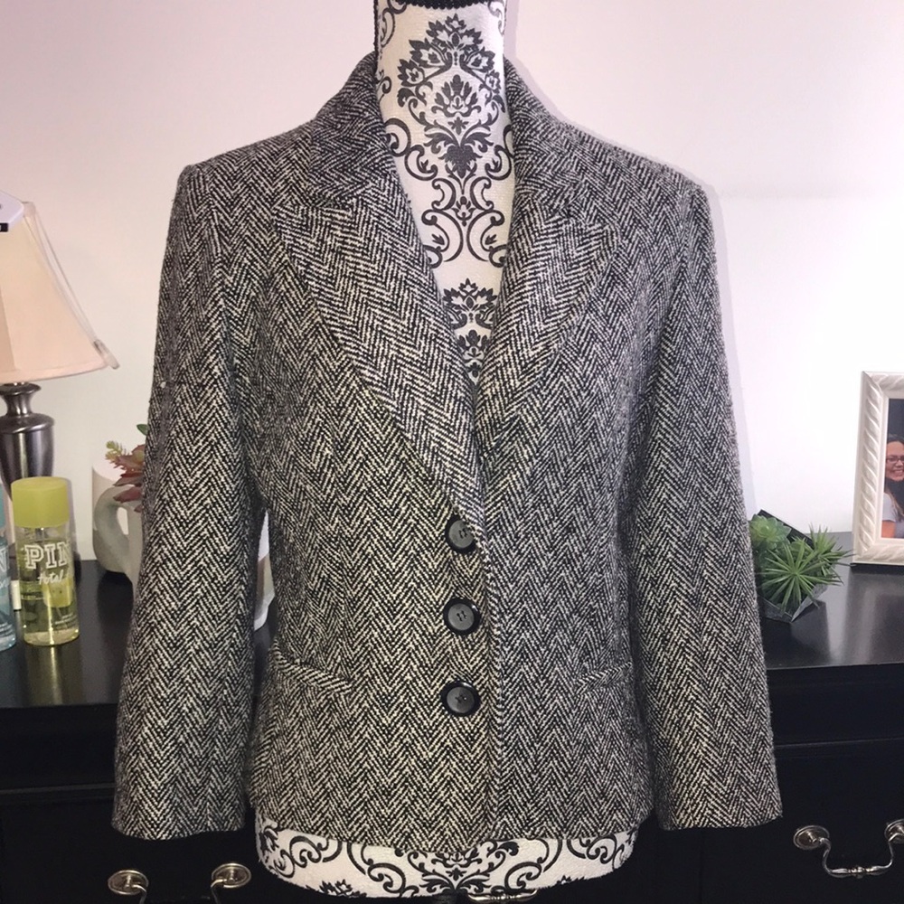 Guess Black and White Herringbone Blazer Size Large